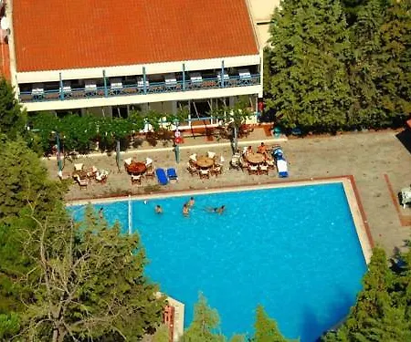 Trypiti Otel
